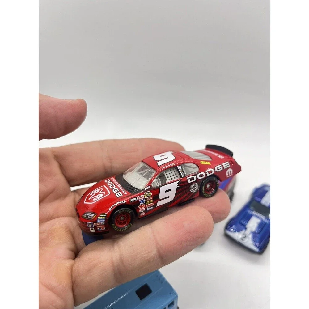 Lot of 10 Die Cast Cars